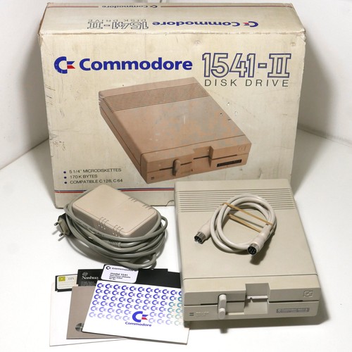 Commodore 1541 ii floppy - commodore,