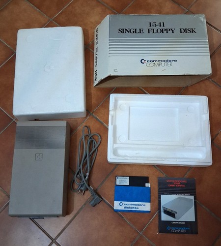Unità floppy disk commodore - floppy,
