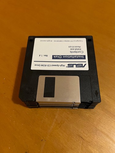 Floppy disk 1 - 3.5", 1,44