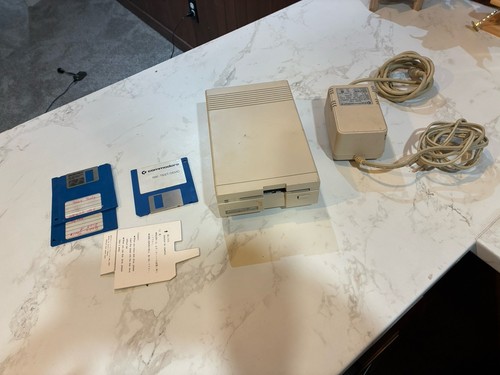 Commodore 1581 unità floppy - 1581,