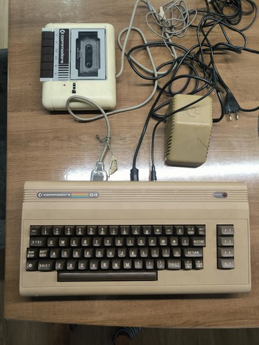 Commodore con datassetta - commodore,