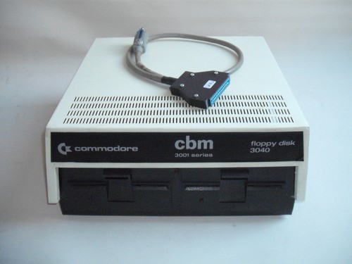 Commodore cbm 3040 floppy - cbm,