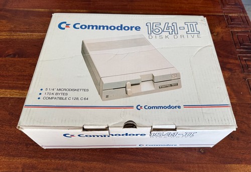 Commodore 1541 disk drive - commodore,